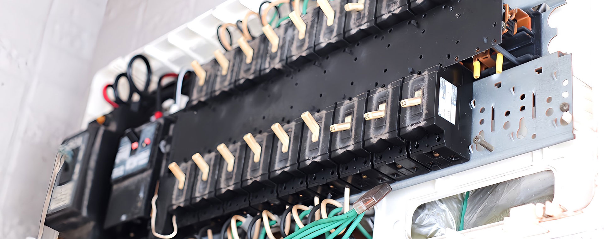 合同会社　COOL CRAFT